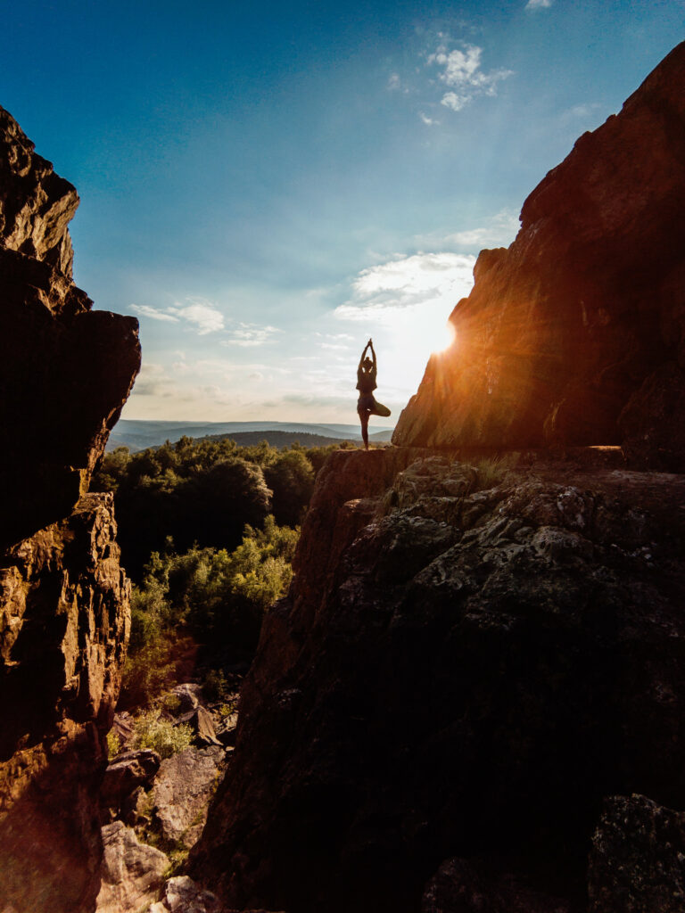 Yoga Roc la tour - ©Vincent Frasiak