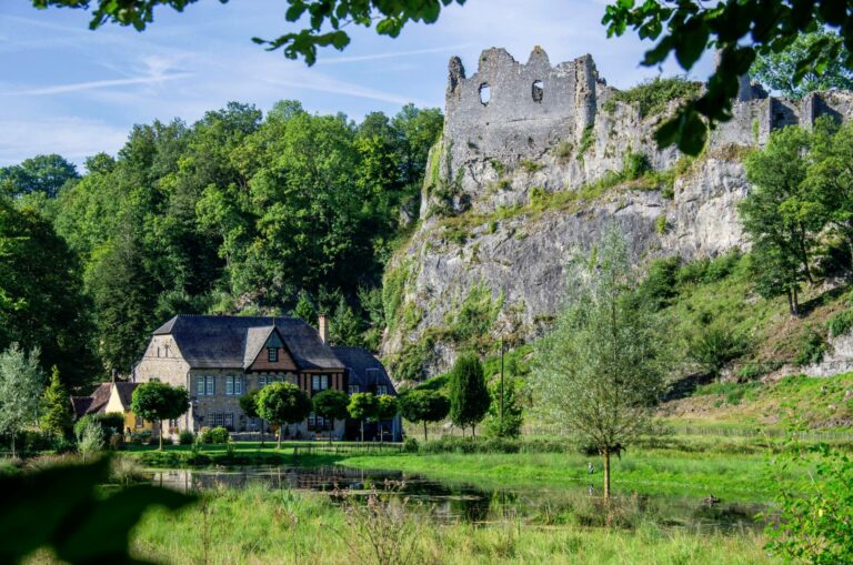 Ruines de Montaigle ©Laetis - VisitArdenne Johan Barrot