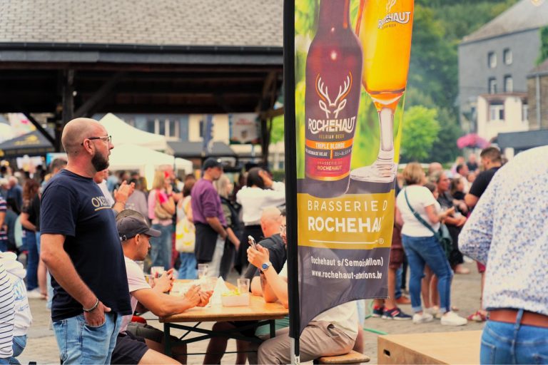 Visiteurs du Tripel Beer Fest.
