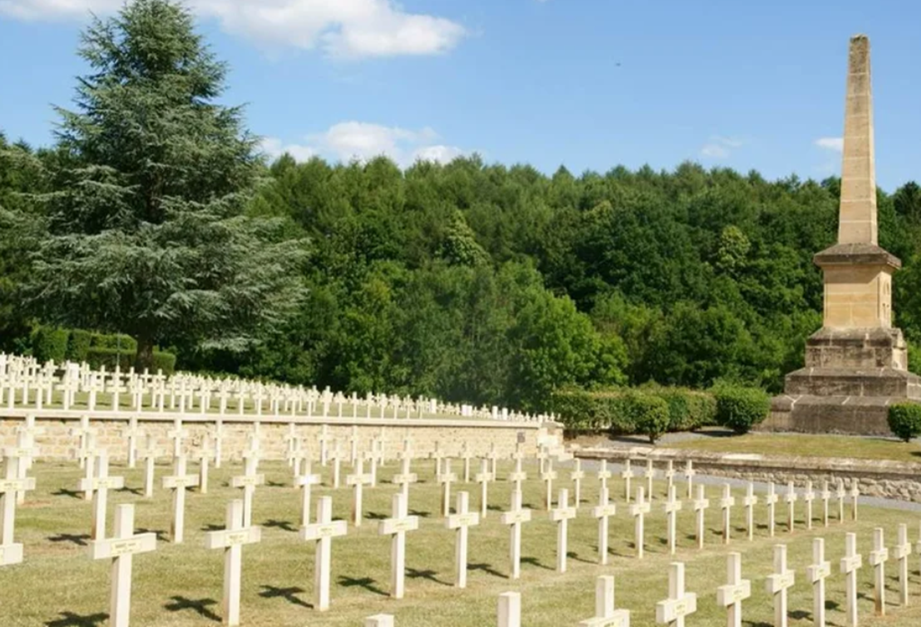 Visite guidée VAH Sedan : Petites histoires du cimetière Saint-Charles