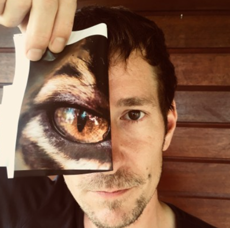 Théâtre : le vieux qui lisait des romans d'amour