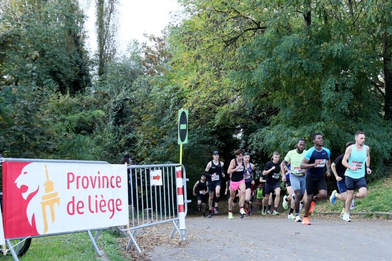 Les participants au semi-marathon de la province de Liège.