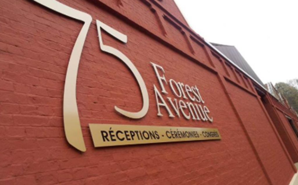 Théâtre : Les parents viennent de Mars