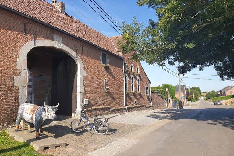 Réseau Vélotourisme points-nœuds Province de Liège - Balades en boucle - Fexhe-Remicourt - Momelette-Ferme de Cambretour ©Province de Liège.