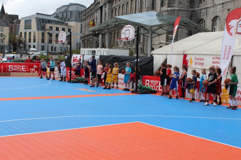 Au nom du ballon, match de Basket.